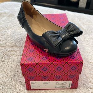 Tory Burch ballerina flats with bow